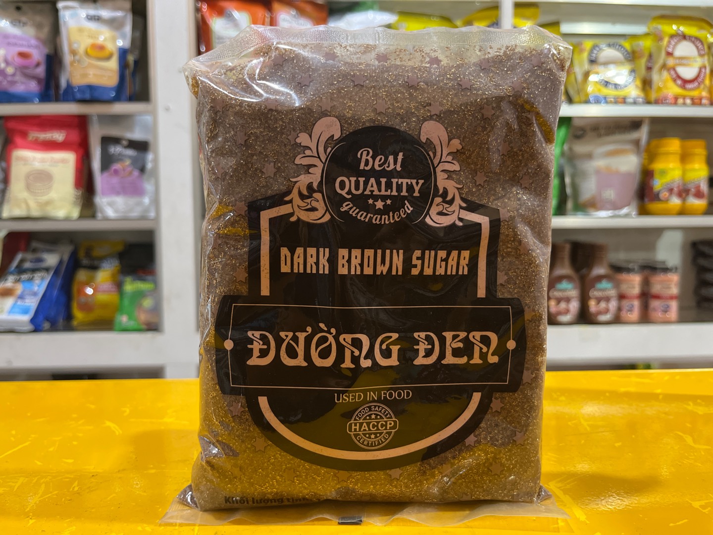 Đường Đen Đài Loan-duoc-ban-tai-Quang Vinh