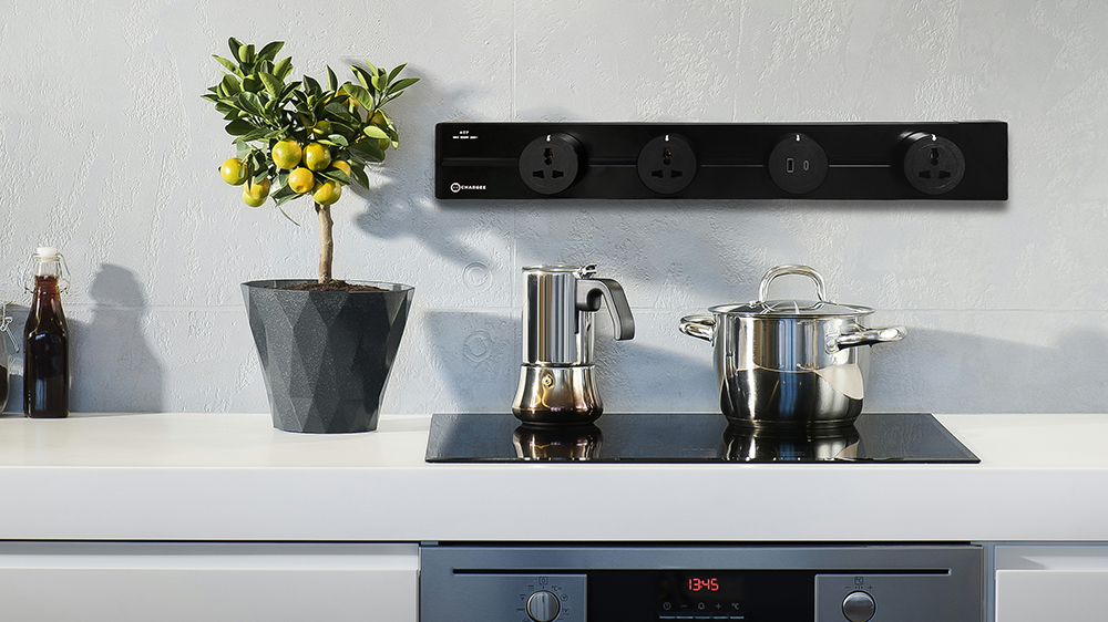 Thiết kế và lắp đặt ổ điện thanh ray Chargee