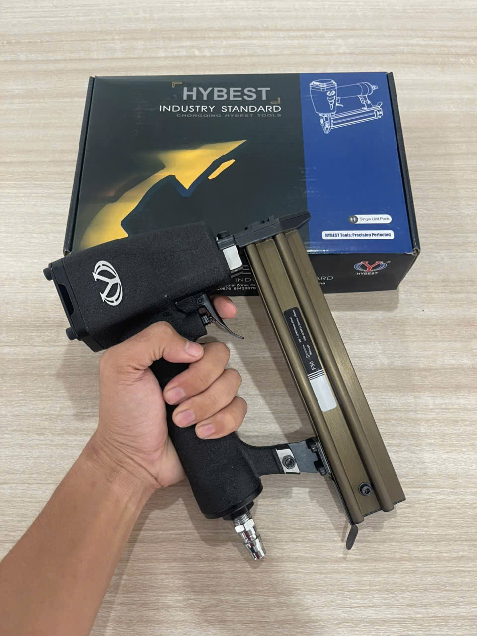 Máy đóng đinh cầm tay HYBEST, model F30