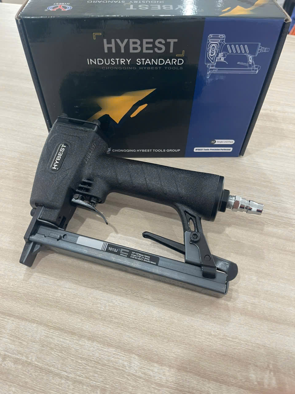Máy dập ghim cầm tay HYBEST, model 1013J