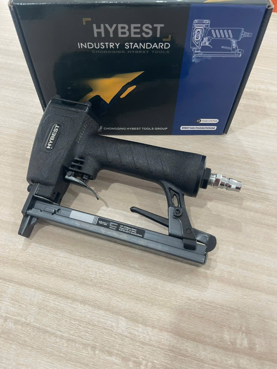 Máy dập ghim cầm tay HYBEST, model 1013J