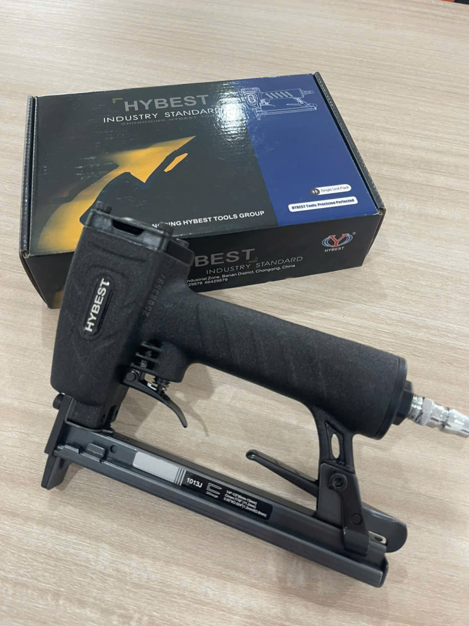 Máy dập ghim cầm tay HYBEST, model 1013J