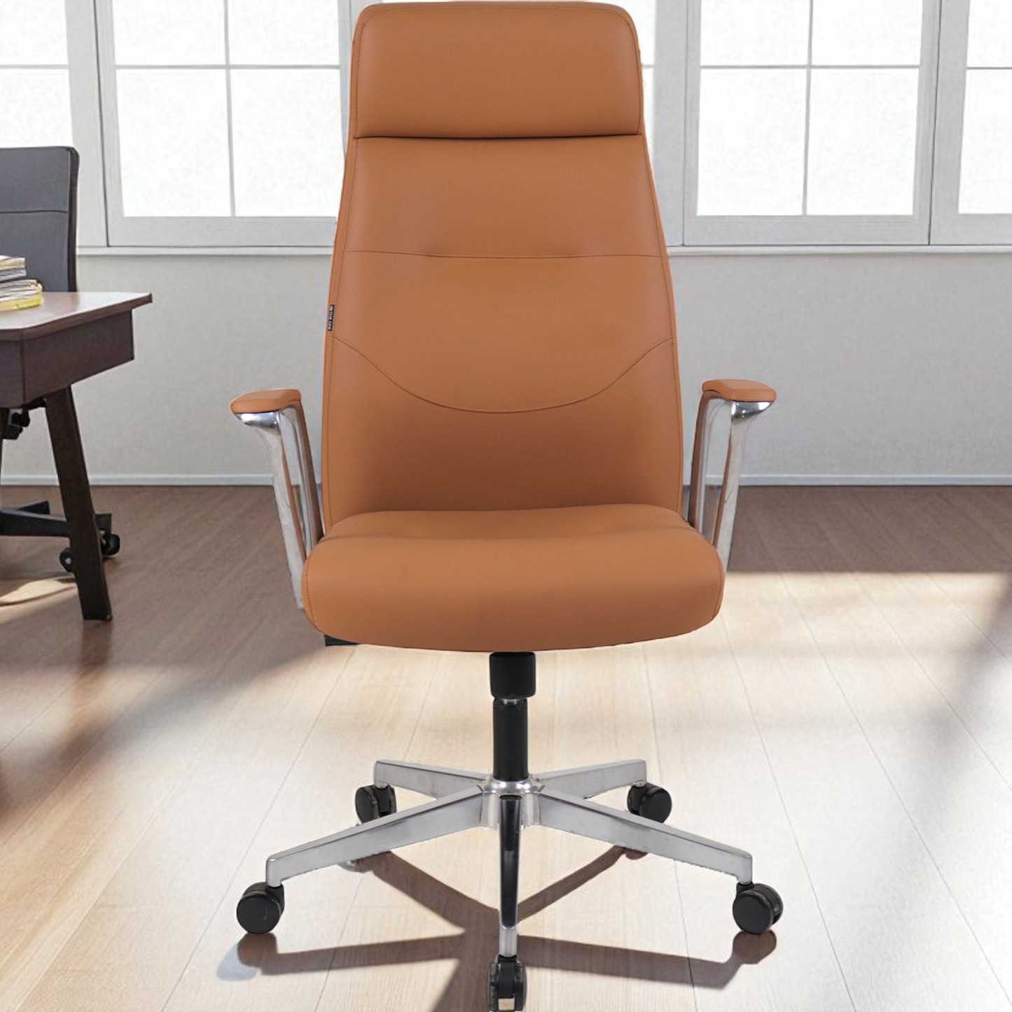 Ghế trưởng phòng SG938 bọc PVC, tay nhôm ốp PVC, chân thép mạ, ngả hãm nhiều góc, sang trọng.