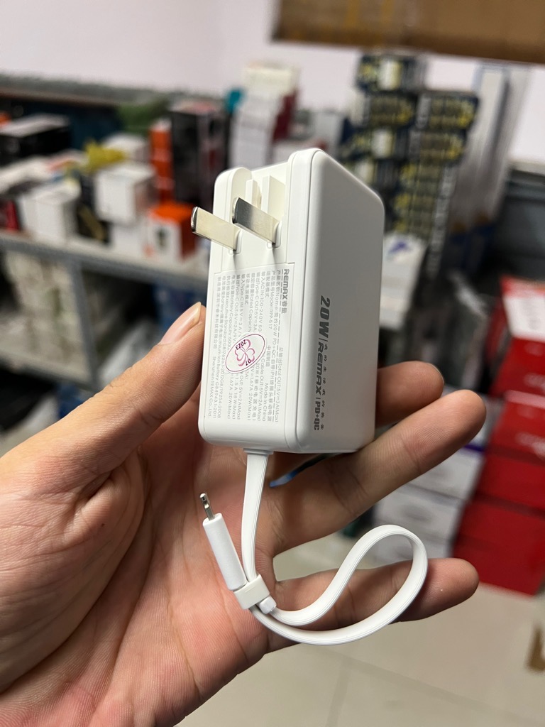 Pin sạc nhanh 20w REMAX RPP-517 5.000mAh dự phòng kèm cáp liền pin, ghim sạc ổ điện [BH: 1 năm]