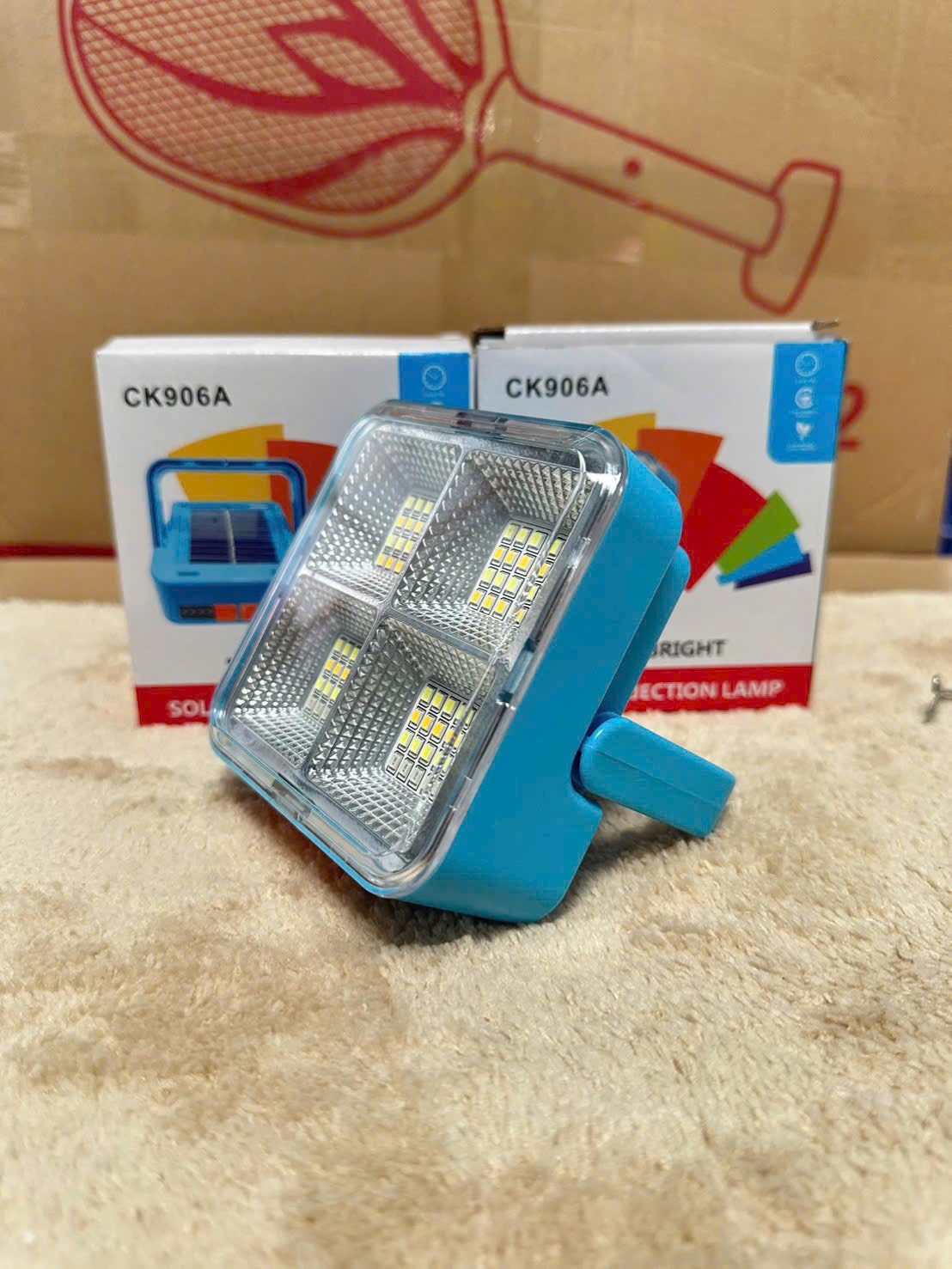 Đèn pha cầm tay mini 906A tích hợp sạc năng lượng mặt trời [BH: 1 Tuần] 1l1