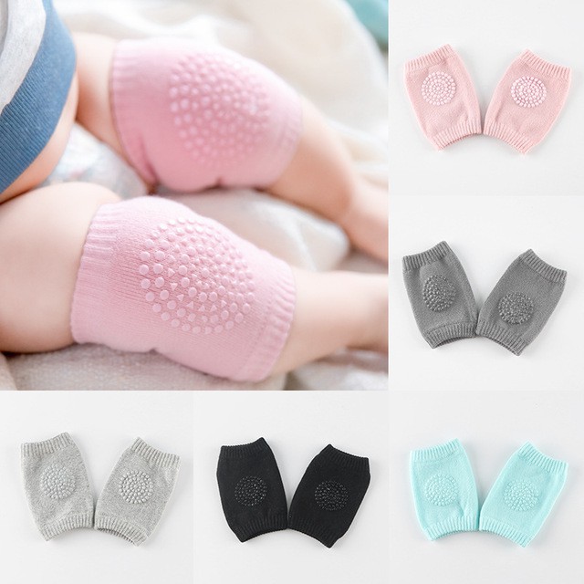 Vớ, tất chống trầy xước đầu gối cho bé tập bò bộ 2c
