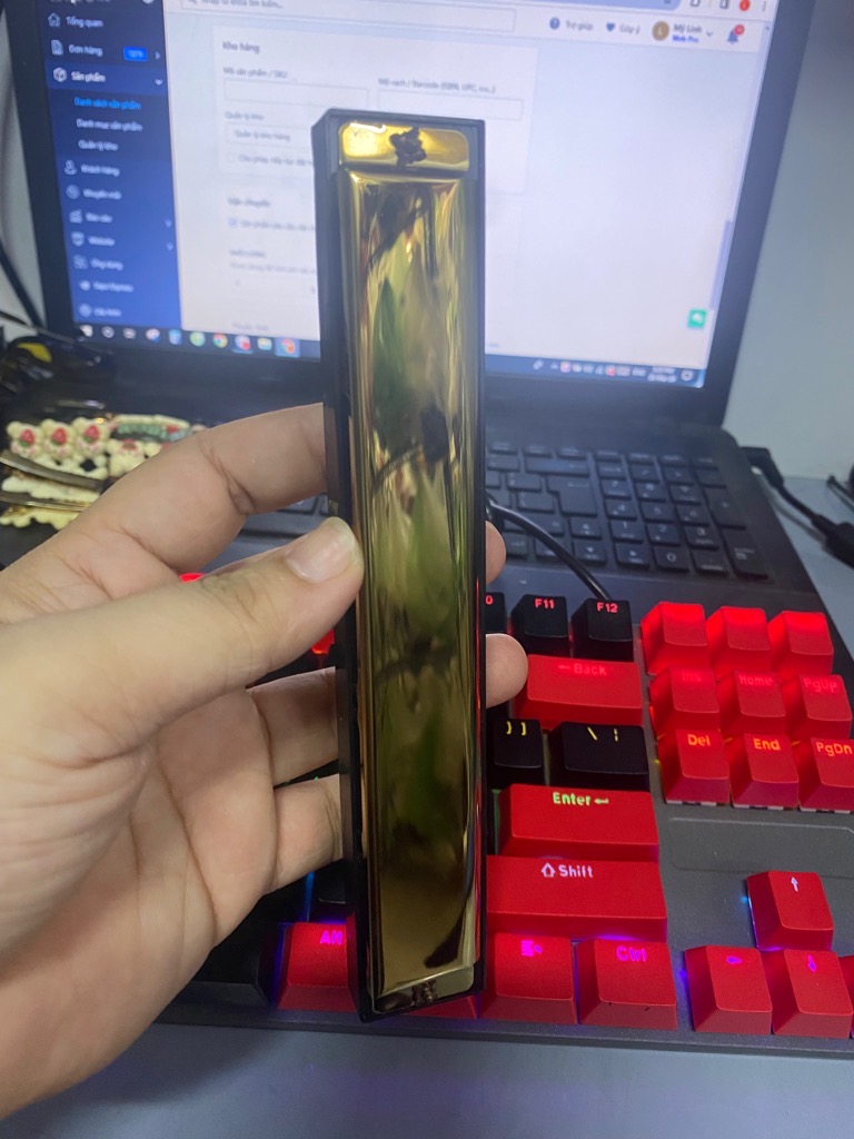 Thanh lý COMBO 2 cây duy nhất kèn harmonica 24 lỗ [do lưu kho nên vít hơi gỉ sét, khách mua về chùi lại sd bình thường] [BH: NONE] / pktn sale
