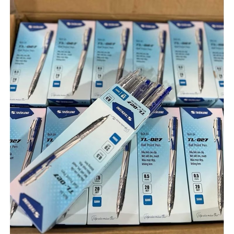 Hộp 20 bút bi 027 mực xanh [BH: None] 1l1b9