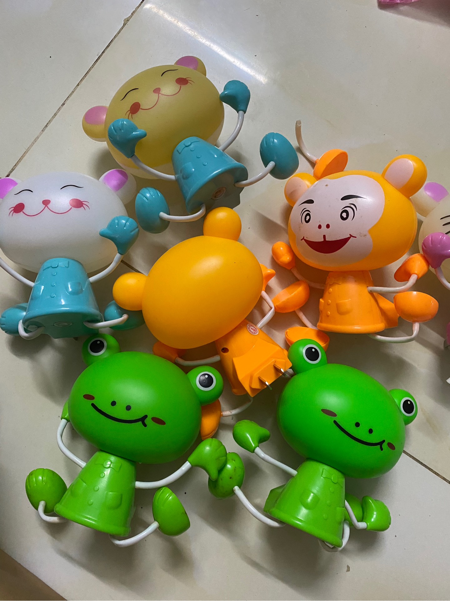 Thanh lý xả kho đèn ngủ tự động sáng tối hình thú