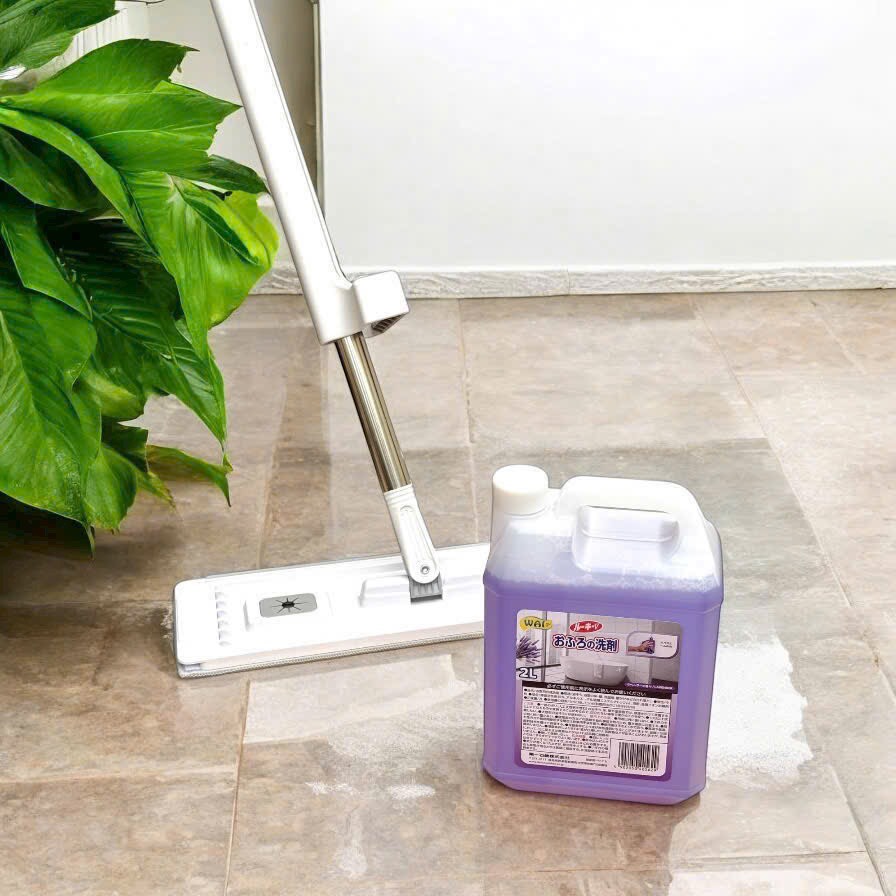 Can 2L nước lau sàn Nhật [BH: None]