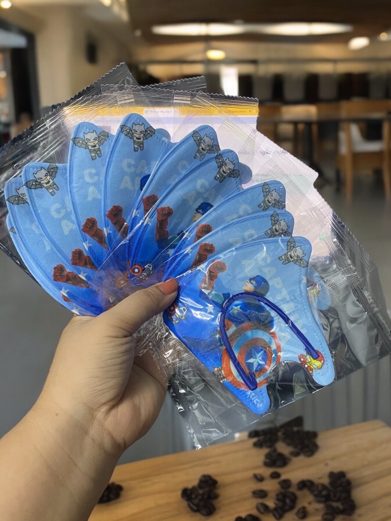 Túi zip 10 khẩu trang siêu anh hùng cho bé- mẫu về ngẫu nhiên tùy lô [BH: NONE] S204