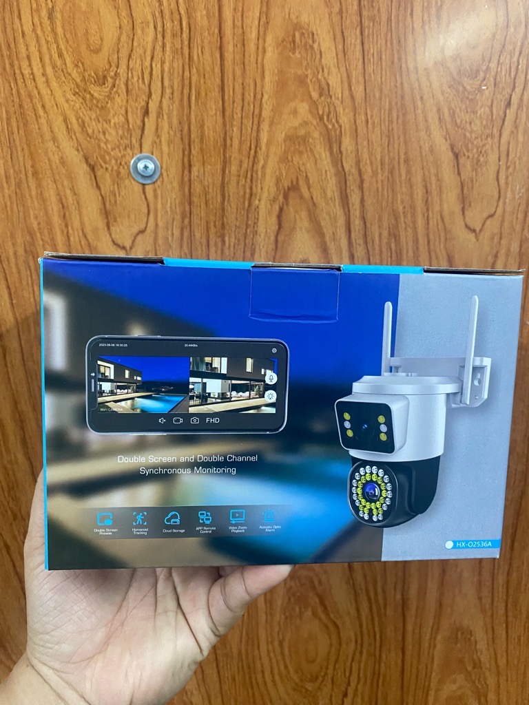 Camera IP Wifi Yoosee 12Mpx 2305 2 mắt BLQ2-18D (LOẠI NHIỀU LED) (hiện 2 màn hình 2 mắt cùng lúc) ban đêm có màu chính hãng [BH 6 tháng]