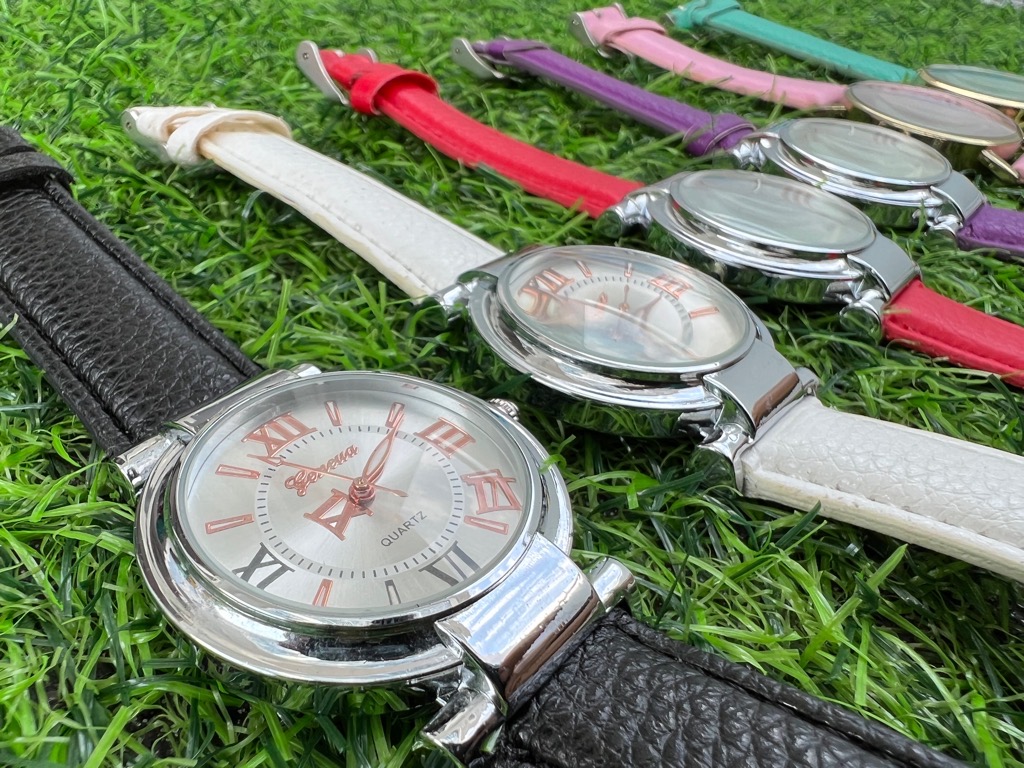 Thanh lý Đồng hồ Geneva dây da không kèm pin (khách mua về thay pin) / pktn sale