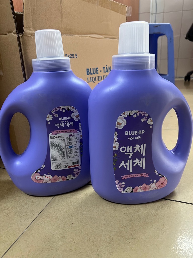 Nước giặt Hương hoa Hàn Quốc can 2Kg [bh: none]