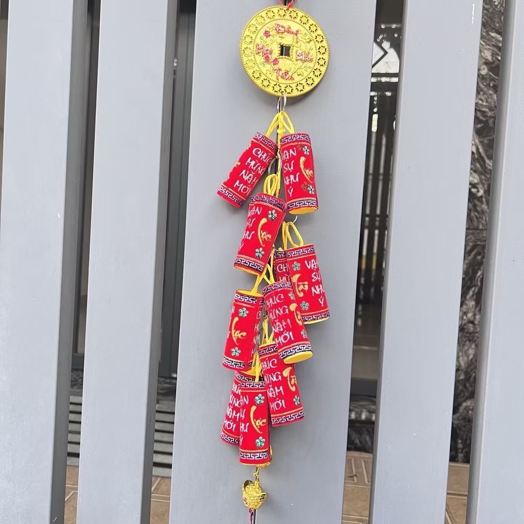 1 Chùm pháo mô hình trang trí hình đồng xu mã TL19 có chữ siêu đẹp treo cửa, decor [BH: NONE] 1l9a1