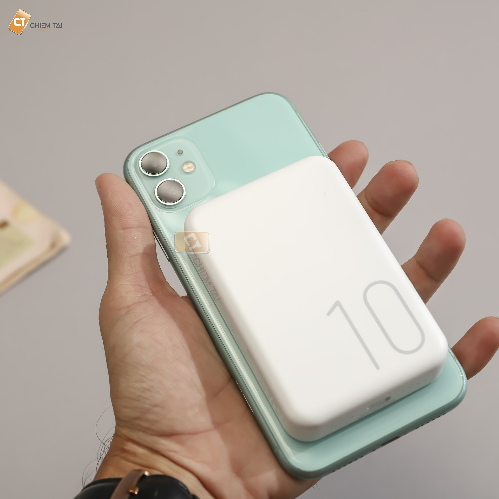 Pin sạc nhanh 22.5w không dây REMAX RPP-65 10.000mAh dự phòng chính hãng [BH 1 năm]