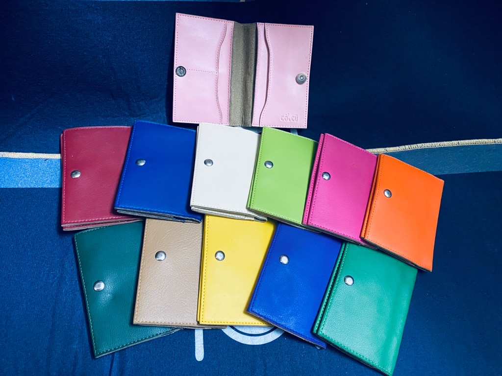 Bóp ví da 5 ngăn đựng hộ chiếu passport, cccd, cmnd, thẻ atm, đựng giấy tờ nhiều màu / pktn sale