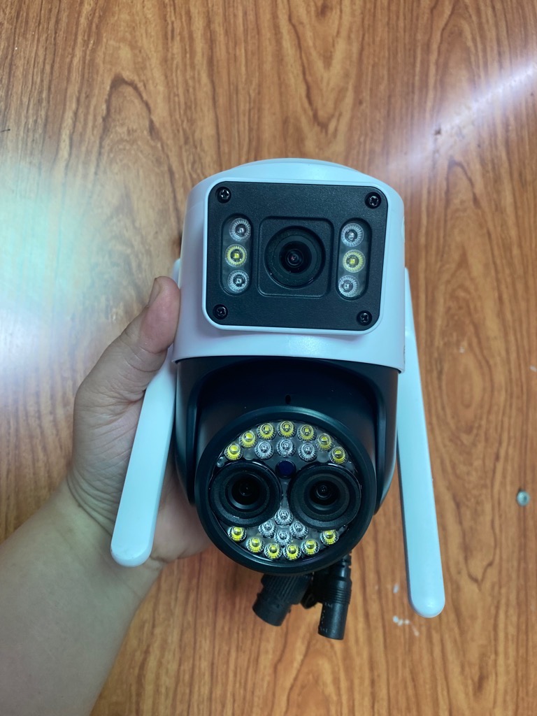 Camera IP Wifi 8.0Mpx Yoosee 3 mắt 3 màn BLQR3 hình Full HD xoay 360 độ, ban đêm có màu [BH: 6 THÁNG] / pktn sale