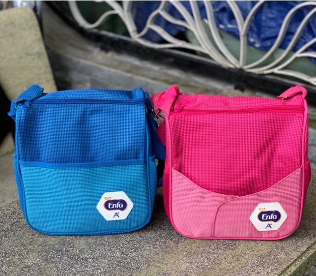 {còn xanh} Túi đeo chéo cho bé đựng sữa và bỉm [BH: None] / pktn sale