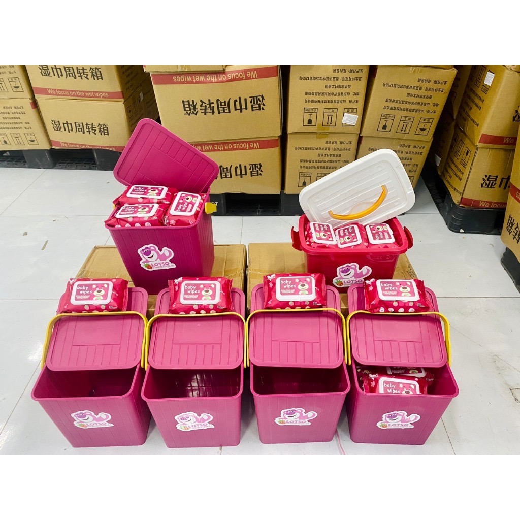 Xô khăn ướt lớn chữ nhật kèm 15 gói losto có quai xách [BH: NONE]