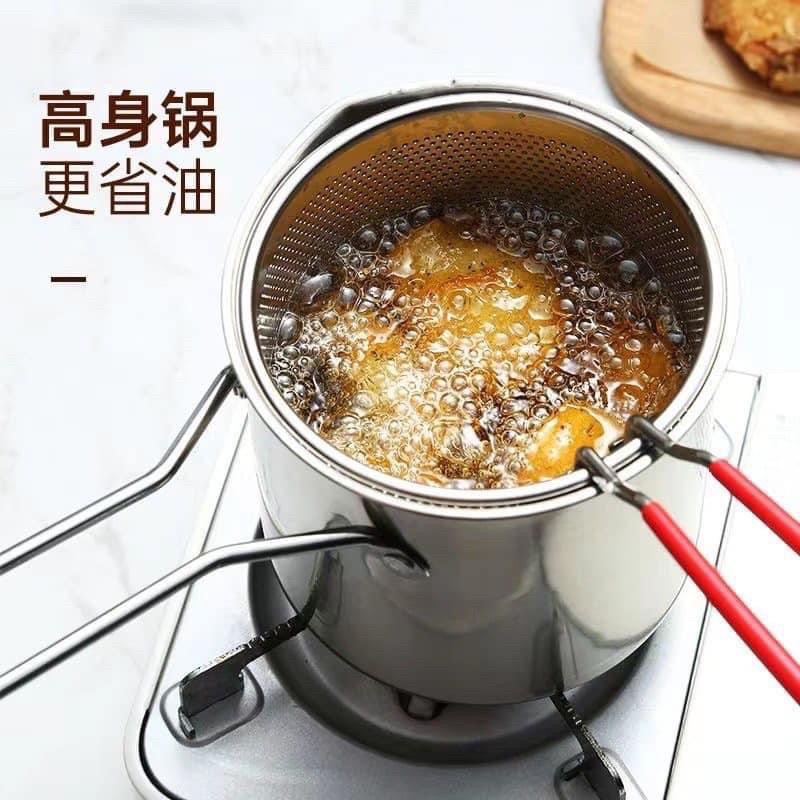Nồi chiên lọc dầu, nồi luộc FRYER 1.2L - 1.3L kèm rổ lược inox có Quai cầm dài tiện lợi