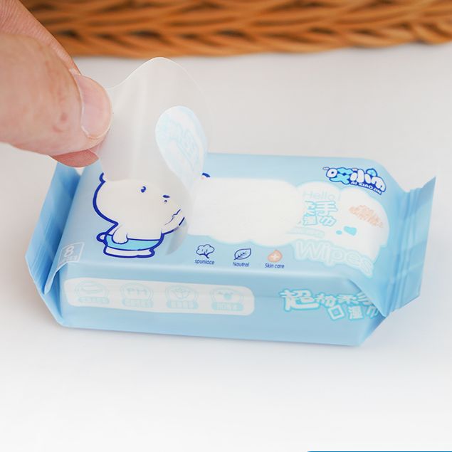 Khăn Giấy Ướt Mini Set 8 Gói (64 tờ) Dễ Thương Bỏ Túi Tiện Lợi