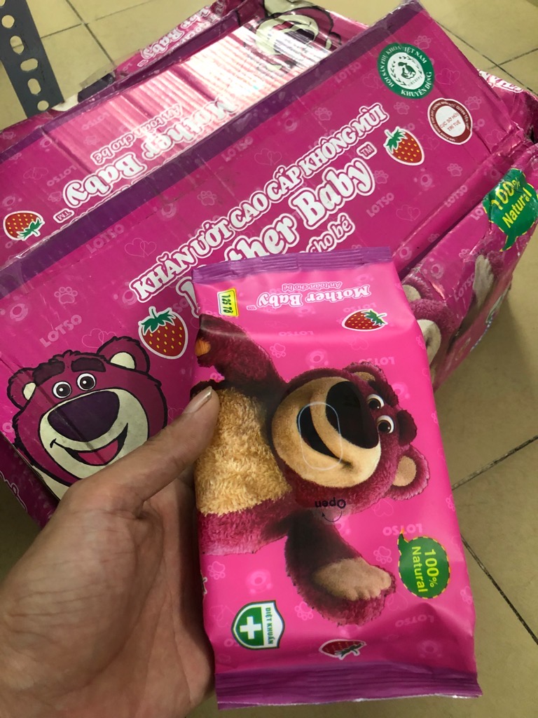 Khăn giấy vệ sinh ướt cao cấp Mother Baby 125 tờ/ Baby Wipes 120tờ (về tuỳ lô) kháng khuẩn Gấu Dâu Lotso