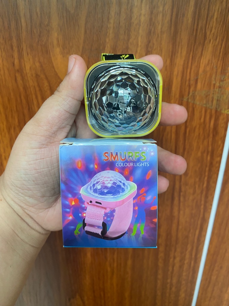 Đèn led vũ trường cảm ứng nhạc, pin sạc, có dây đeo kèm hít tường / kính kiếng xe hơi ô tô, trang trí, sinh nhật [BH: 1 TUẦN]