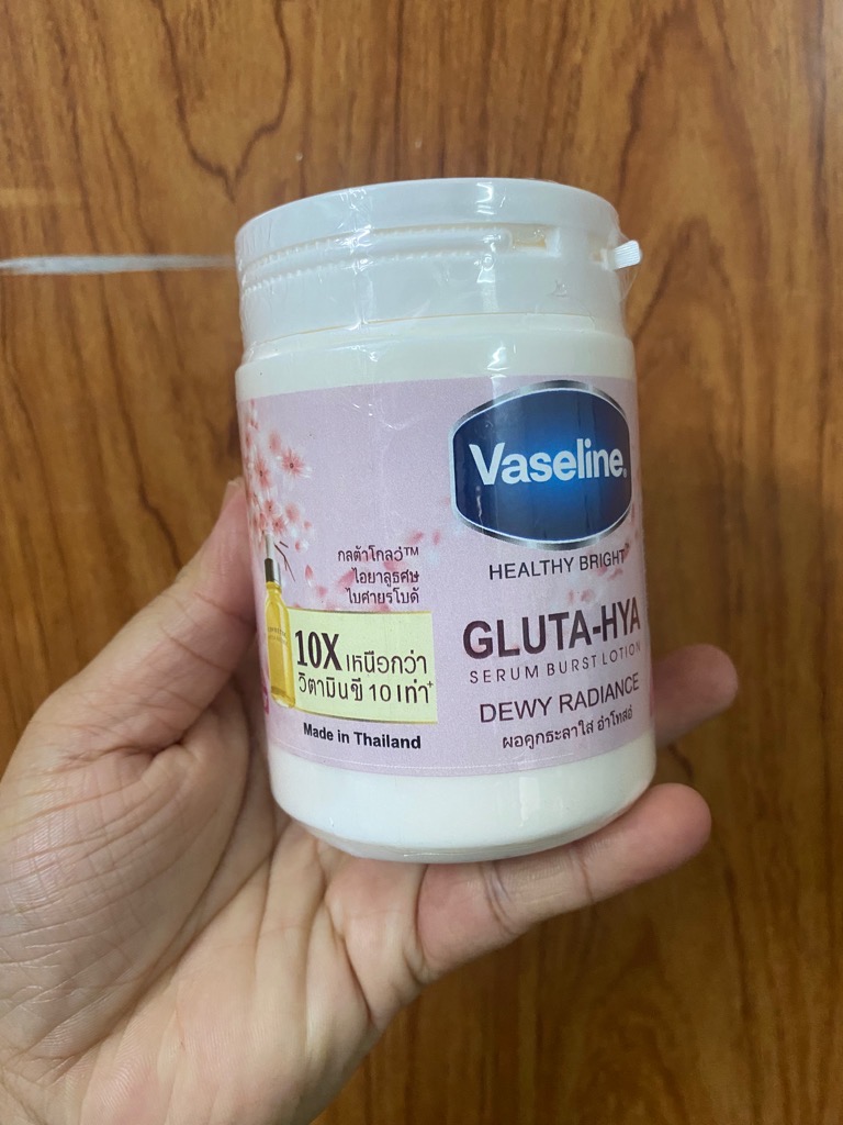 Hủ dưỡng trắng da Vaselin 250gr  GLUTA-HYA 10X xịn- màu tùy lô [BH: NONE]