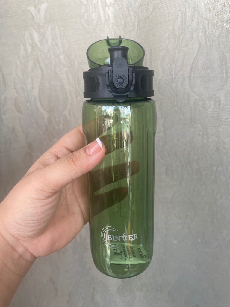 Bình nước nhựa màu thể thao BINVER có vạch chia 500ml mở nắp bằng 1 nút bật tiện lợi [BH: NONE]