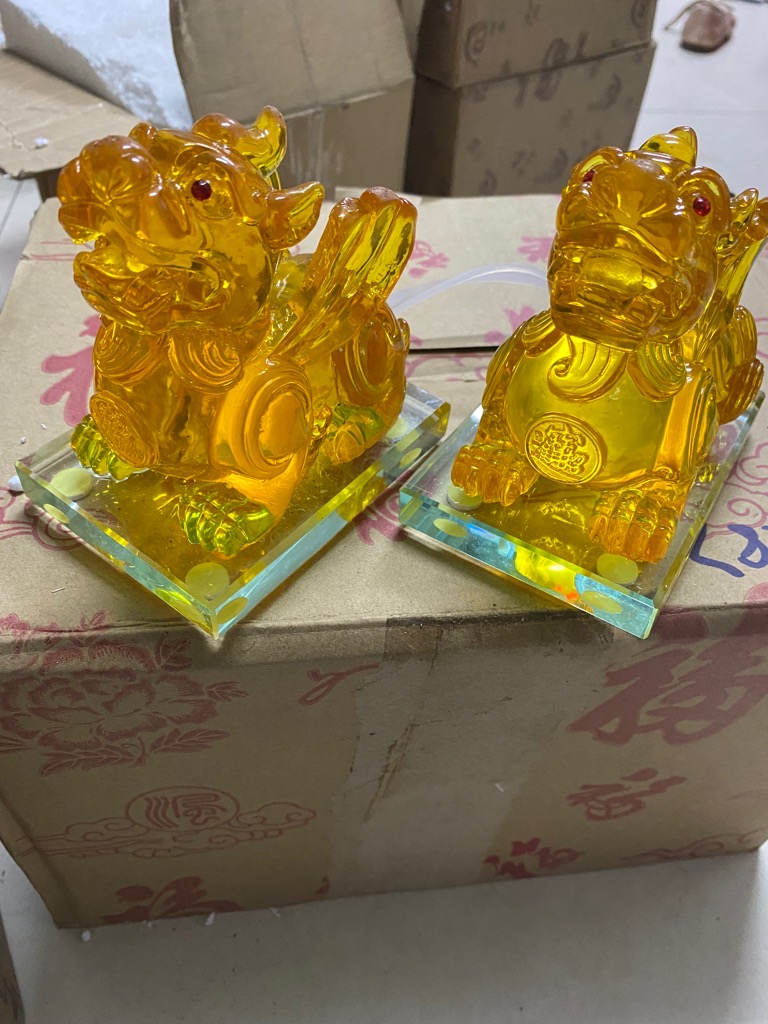 Cặp Tỳ Hưu phong thuỷ màu Vàng có cánh chiêu tài lộc [BH: None] / pktn sale