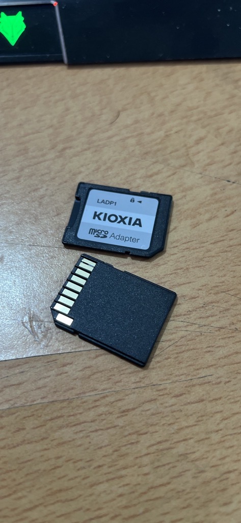 Adapter Áo thẻ nhớ KIOXIA