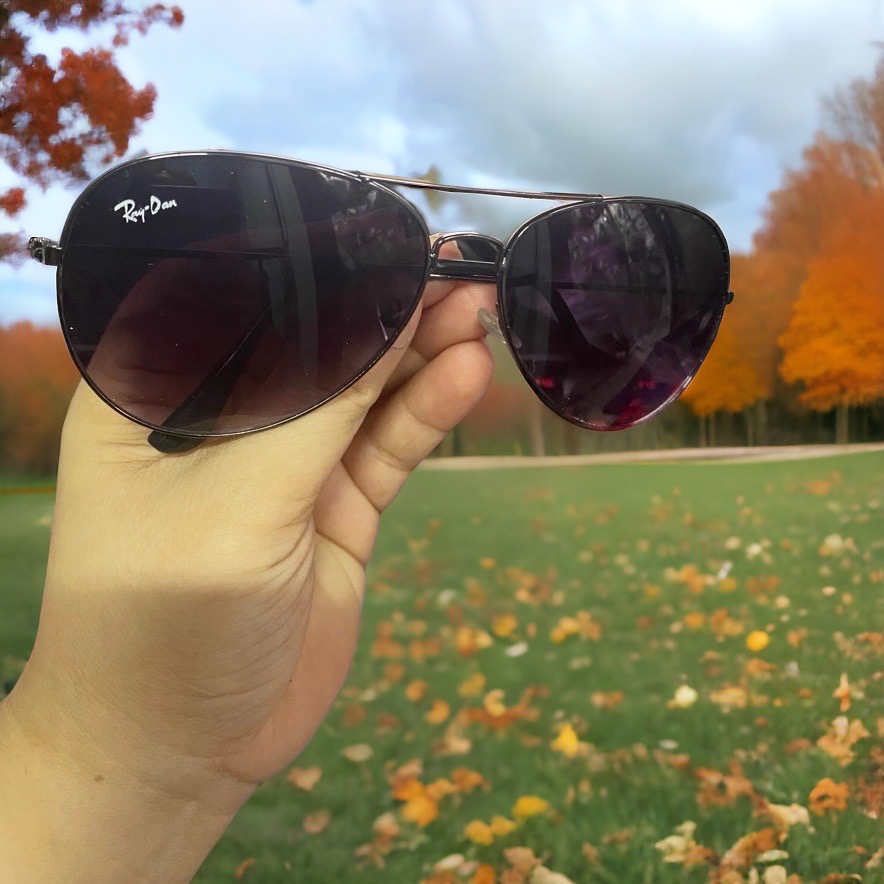 Thanh lý kính mát Rayban tím (hơi trầy) [BH: None] / pktn sale