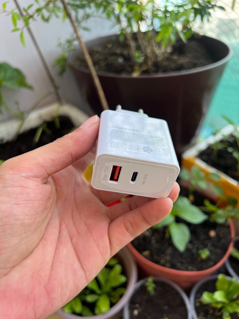 Cóc sạc nhanh Samsung S22 ZIN TRẮNG 5G ĐÓNG BỊCH (KO KÈM CÁP) PD 35w (Cóc 1 Usb-A, 1 Usb-C Type C) [BH 3 tháng] / pktn sale