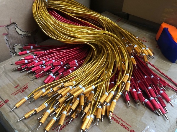 Jack chuyển Cáp loa jack 3.5 2 đầu aux xịn đầu bọc nhôm [BH: 1 Tháng]