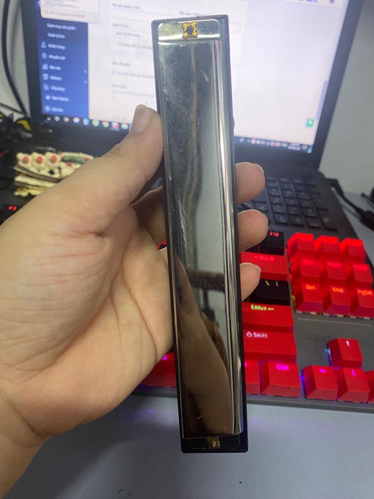 Thanh lý COMBO 2 cây duy nhất kèn harmonica 24 lỗ [do lưu kho nên vít hơi gỉ sét, khách mua về chùi lại sd bình thường] [BH: NONE] / pktn sale