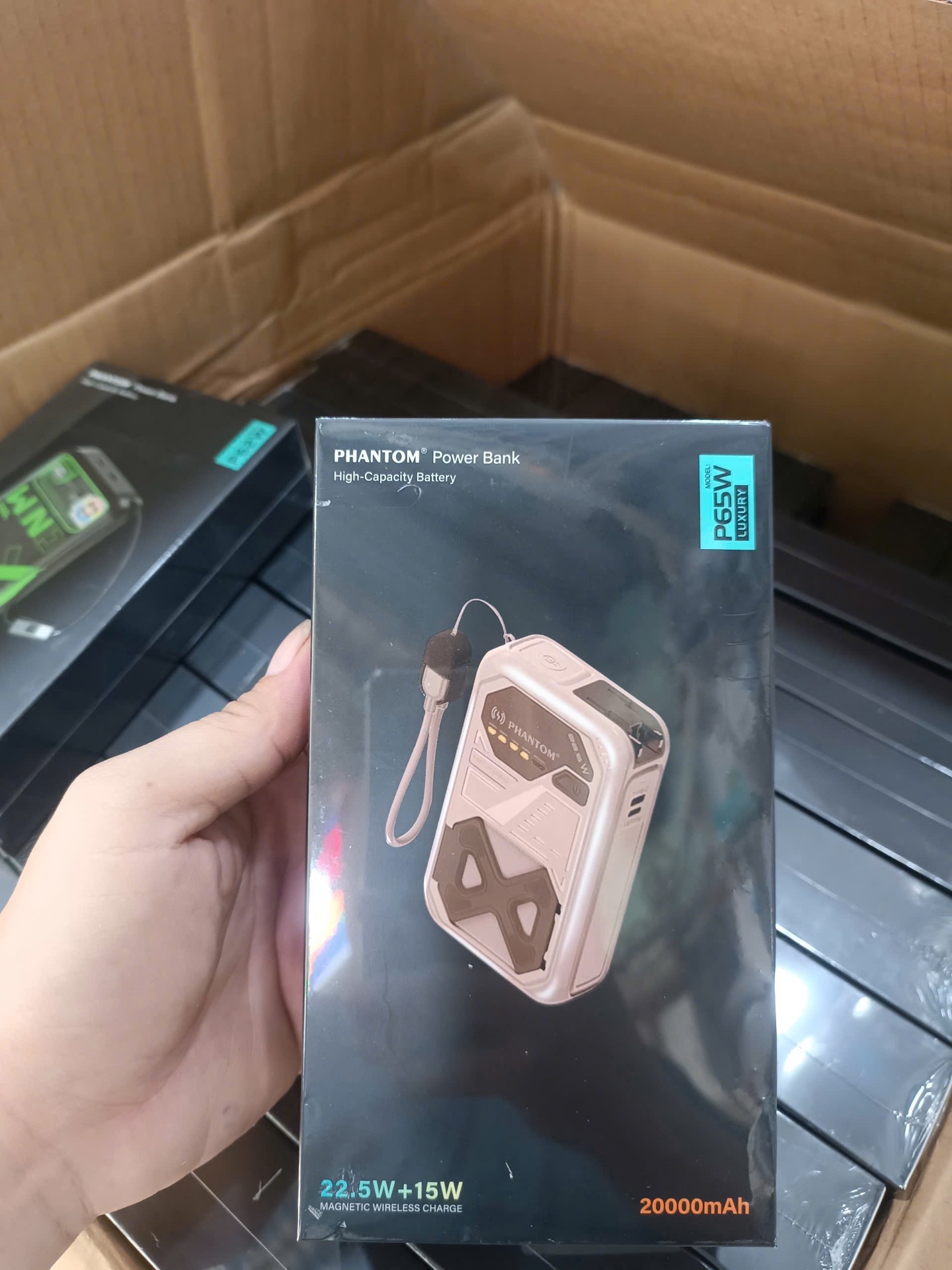 Pin sạc dự phòng sạc nhanh Phantom P65W