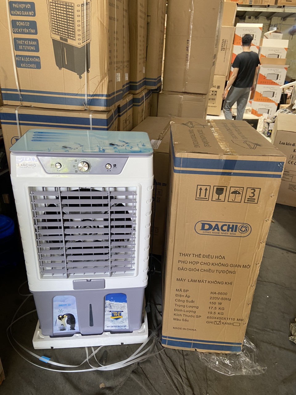 Quạt điều hòa hơi nước DACHI HA-8600 80L công suất 150W chính hãng [BH 1 năm]