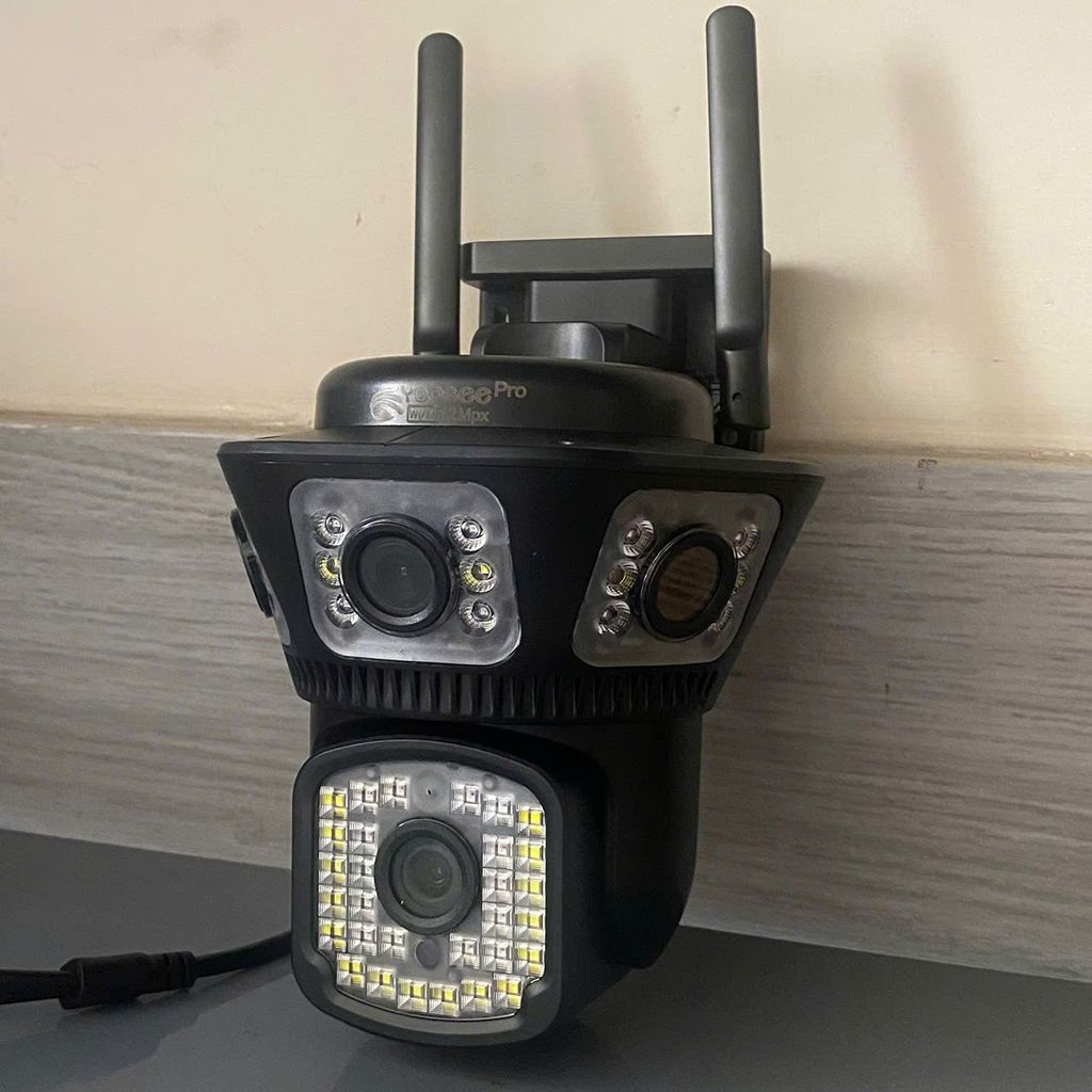 Camera IP wifi Yoosee 4 mắt 3 khung hình phiên bản ĐEN cao cấp 12Mbx BAN ĐÊM CÓ MÀU [BH 6 THÁNG]