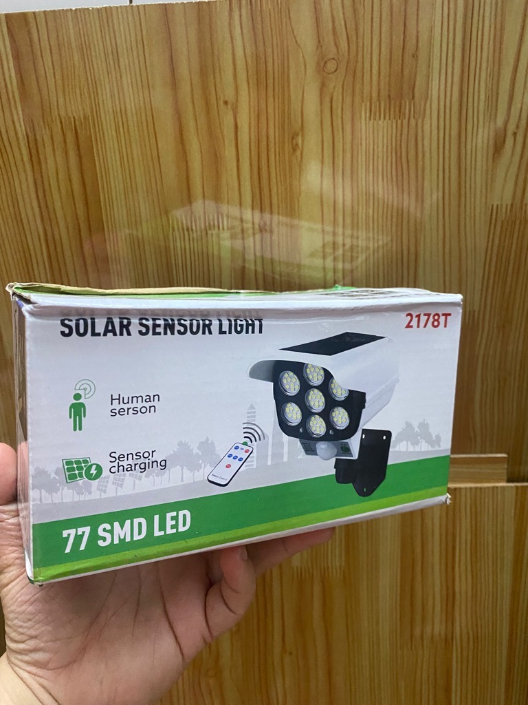 Đèn cảm biến năng lượng mặt trời 2178T , 77SMD LED NGỤY TRANG camera loại xịn [BH: 1 TUẦN]