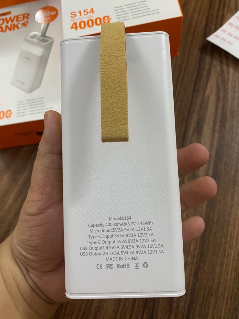 Pin sạc nhanh 160W max SYC S154 40.000mAh, có chức năng đèn pin, màn hình hiển thị % pin chính hãng [BH 1 năm]