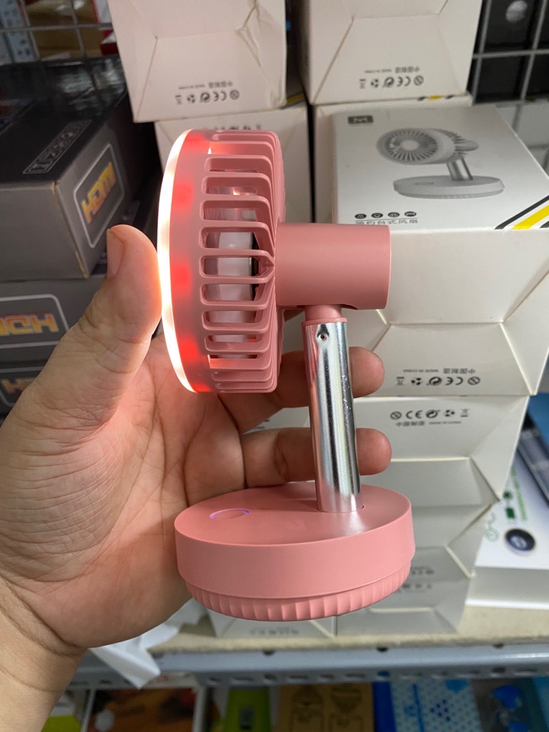 Quạt đèn 88140 tích điện kiêm đèn selfie, quạt mát khi trang điểm và chụp hình tự sướng [BH: 1 Tháng] / pktn sale