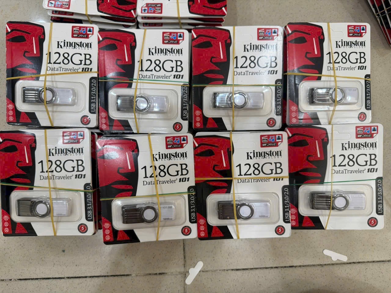 USB 128Gb KINGSTON DT101-G2 NHỰA 2.0 [BH 1 năm]