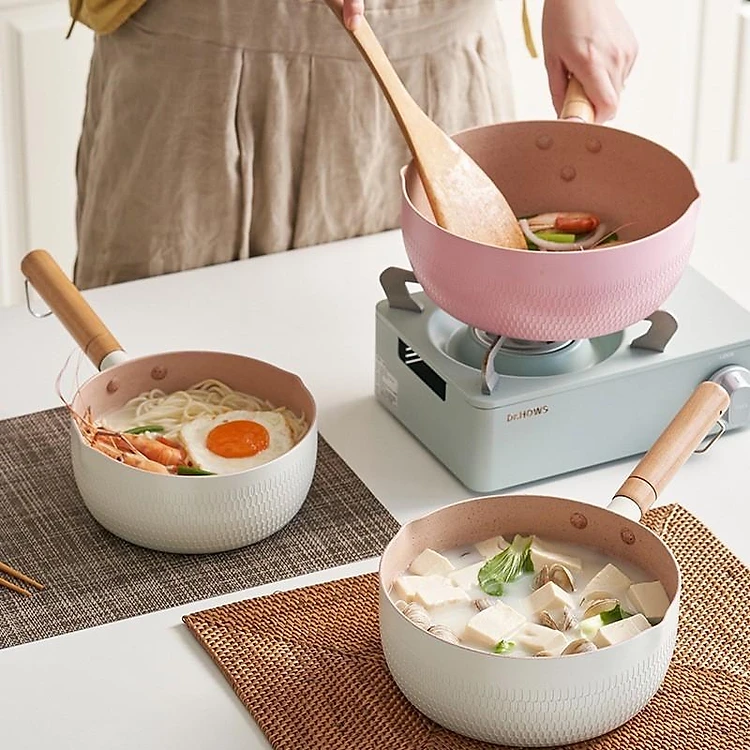 Chảo chống dính 18cm cán gỗ sâu lòng vân đá đáy 4 lớp bếp từ [BH: NONE]