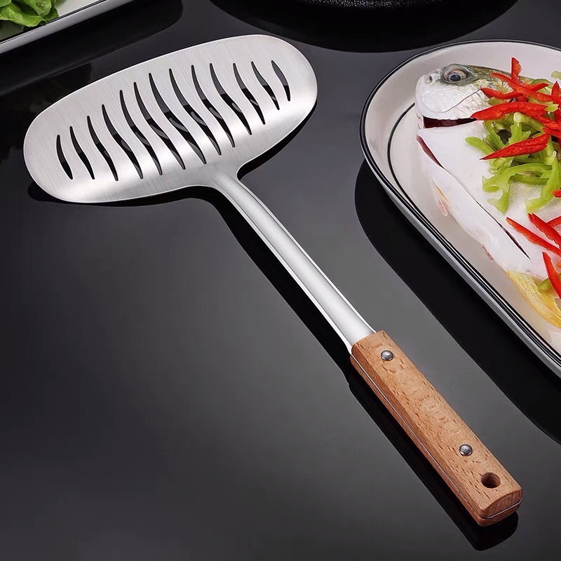 Xạn dài tay cầm gỗ chiên cá làm bếp [BH: None]