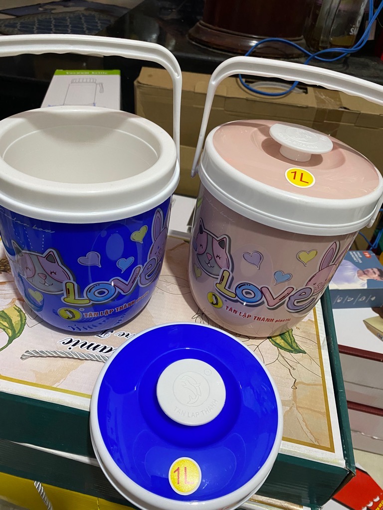 Bình nước, Ca đựng nước, trà sữa 1 lít  LOVE hot trend [BH: NONE]
