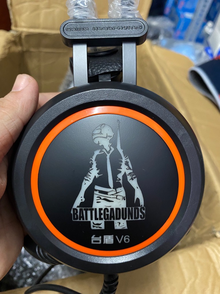 Tai nghe có dây 3.5 mẫu V6 (Headphone máy tính có led, có micro, chuyên game) {mẫu 3.5 có 2 dây audio chui 3.5} [BH 3 tháng]