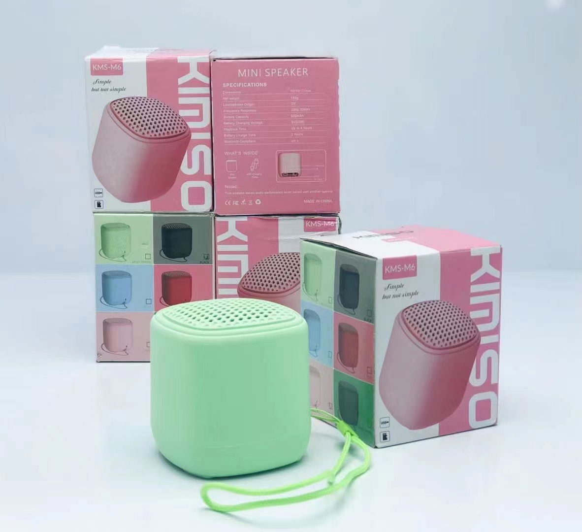 Loa Bluetooth Kimiso M6 mini vuông chính hãng siêu hay [BH 6 tháng]