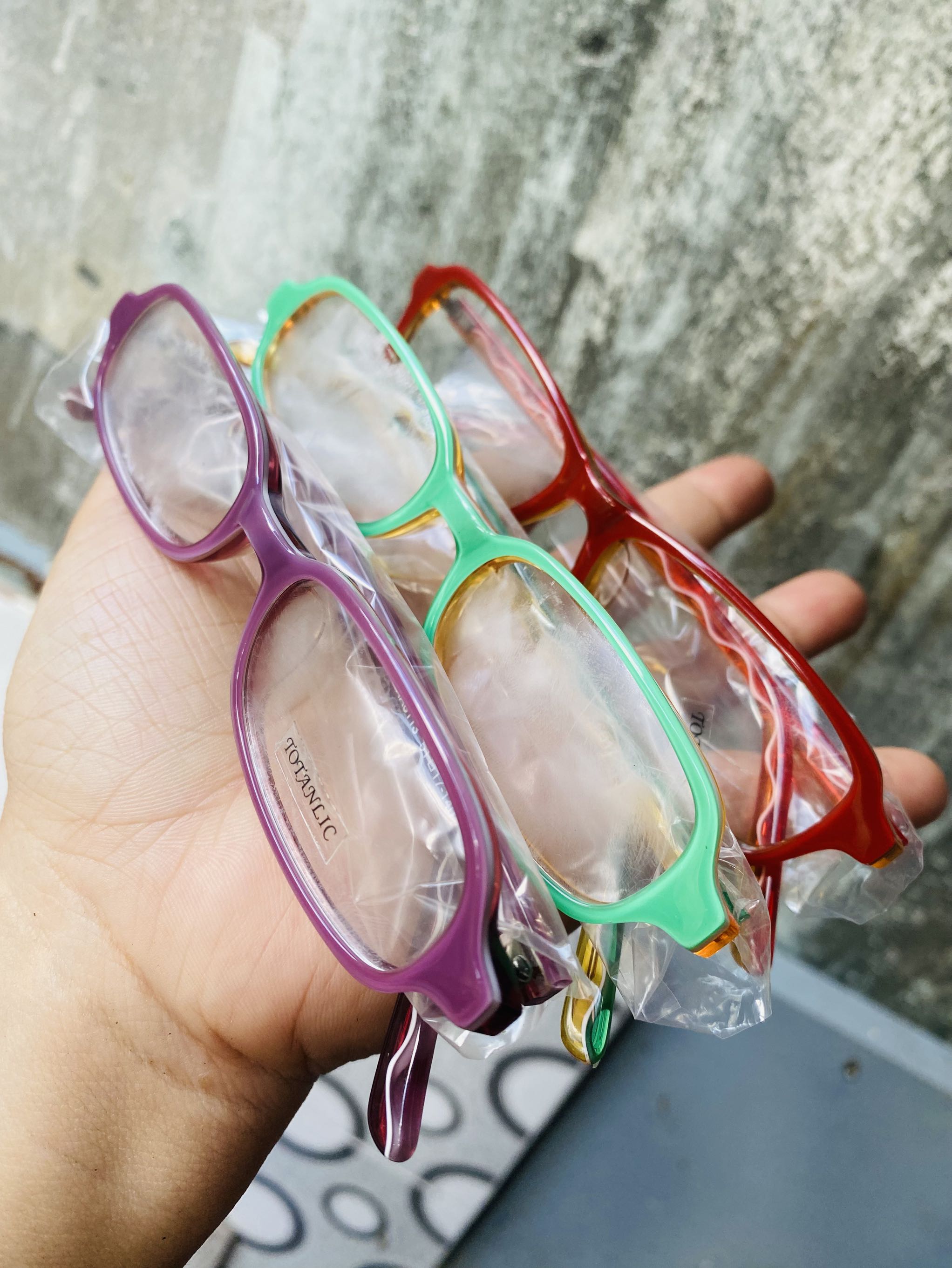 Mắt kính gọng nhựa rẻ nhiều màu / pktn sale