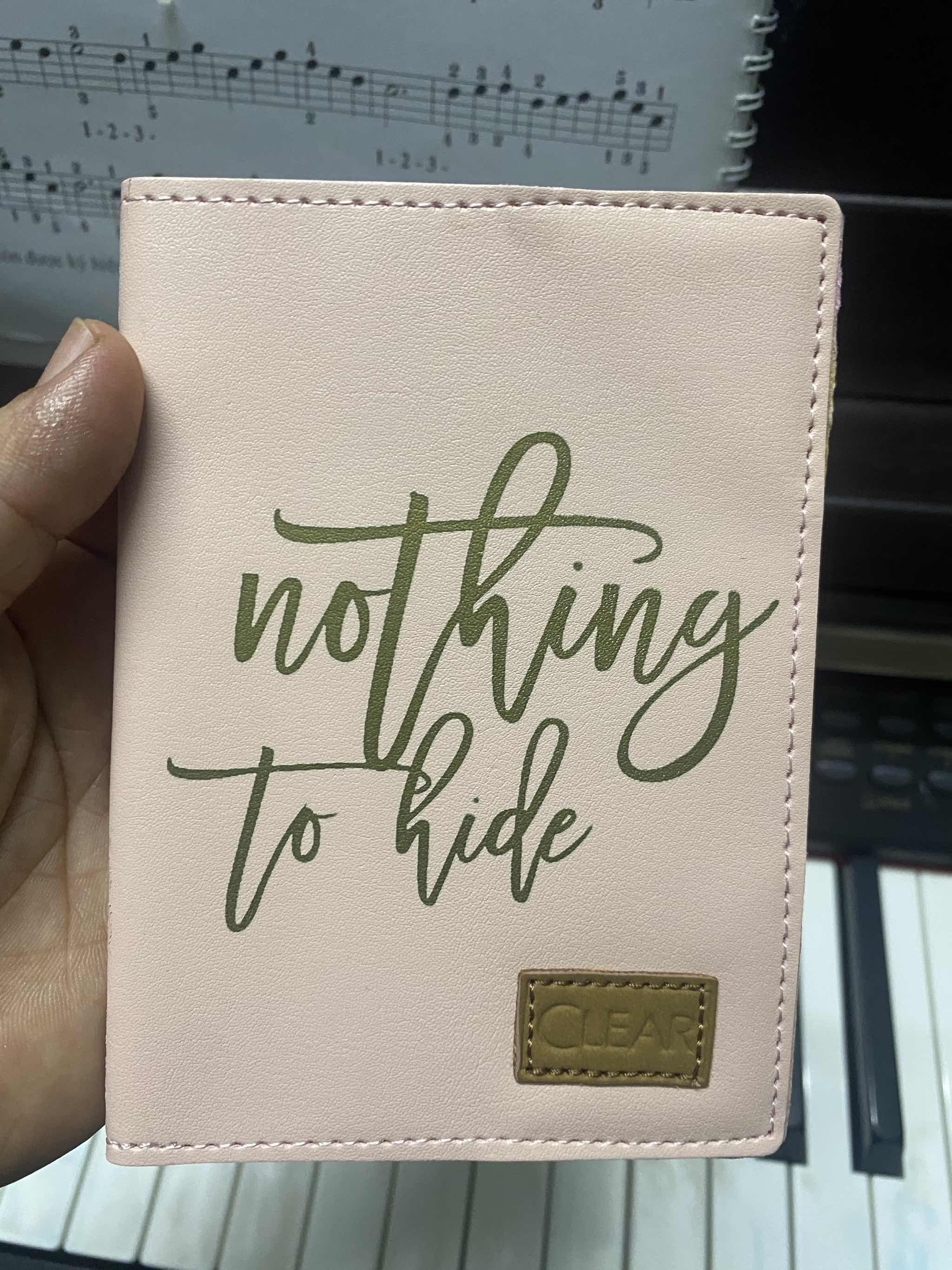 Bóp Ví kẹp giấy tờ Clear màu hồng NOTHING TO HIDE [Test]